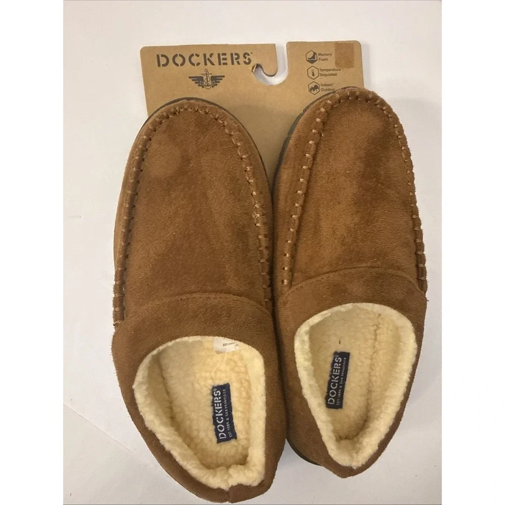 Dockers Dark Tan Memory Foam Men's Size 7-8‎ Slippers